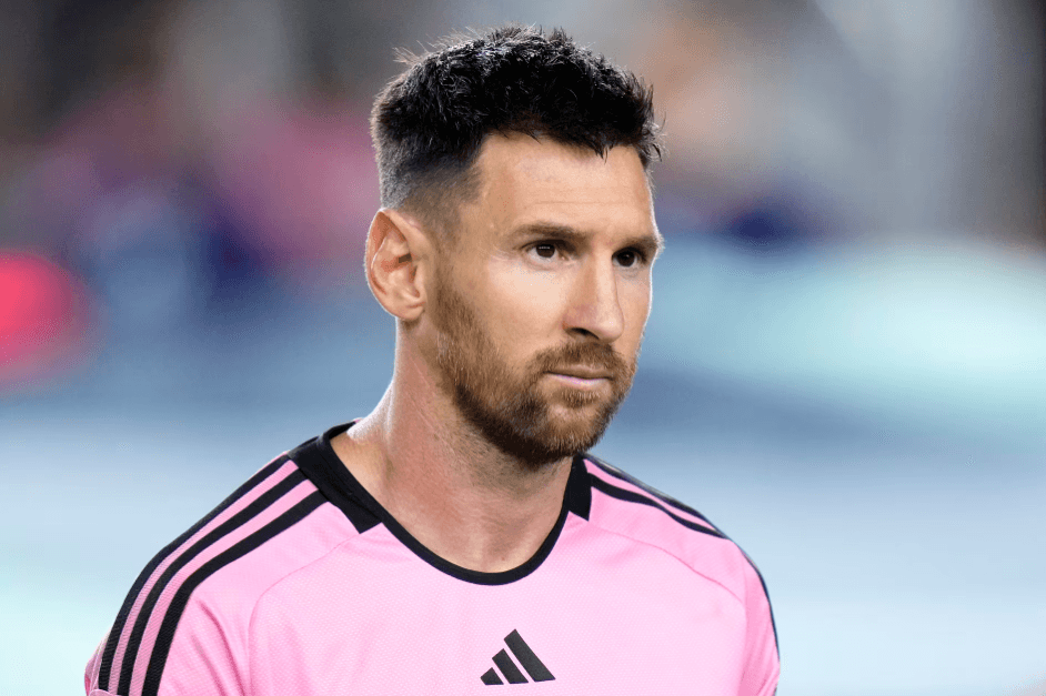 الهلال السعودي يسعى لضم ميسي في صفقة مرتقبة خلال الصيف
