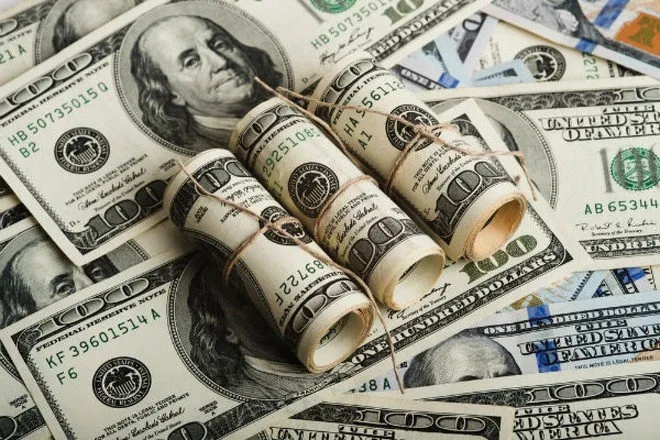 ارتفاع الدولار مع تصاعد الخلافات التجارية بين الولايات المتحدة واليابان