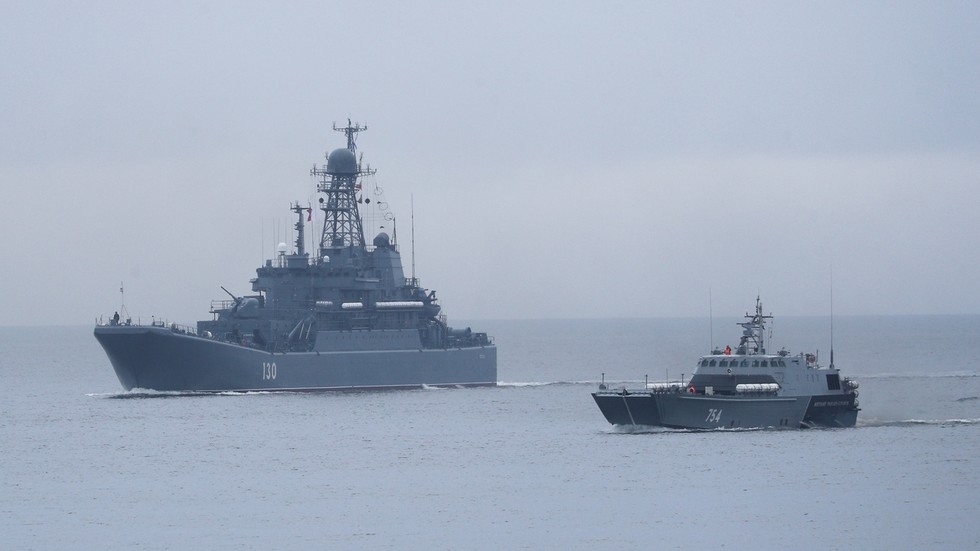 Baltic country accuses Russia of detaining oil tanker