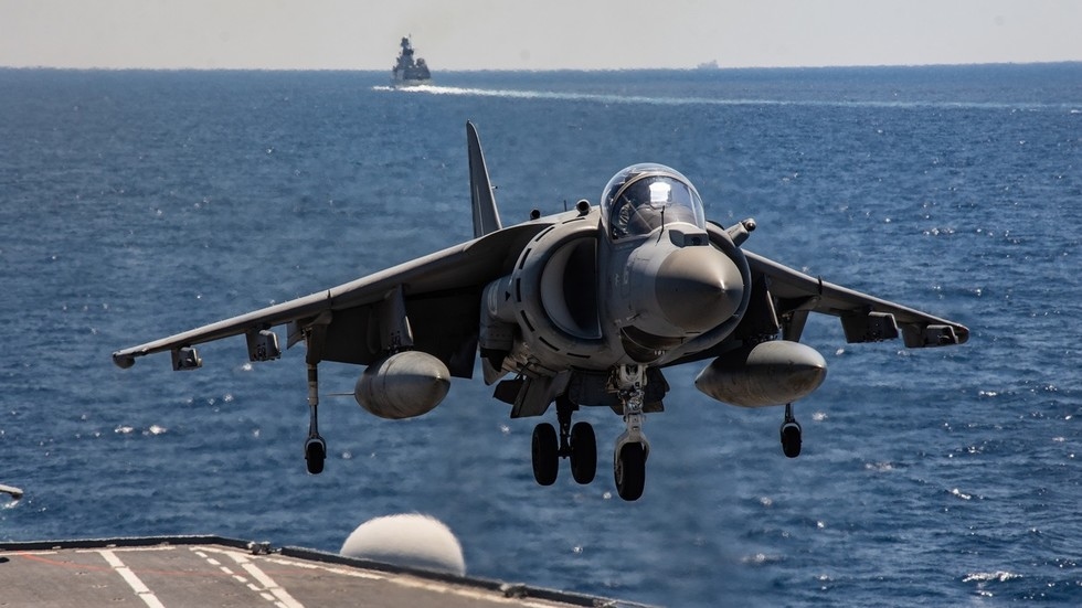 Gamer banned for publishing restricted warplane manual