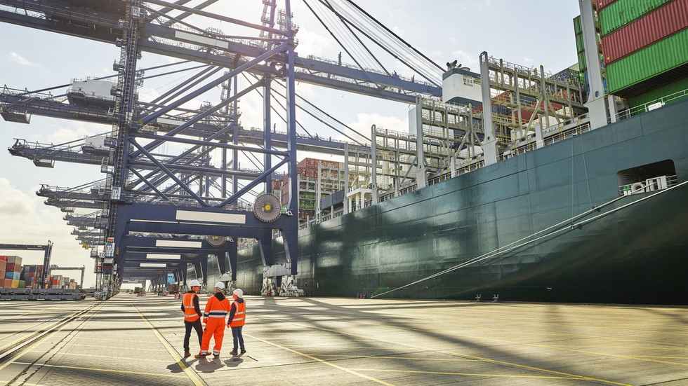 EU blocks UK from joining pan-European trade network