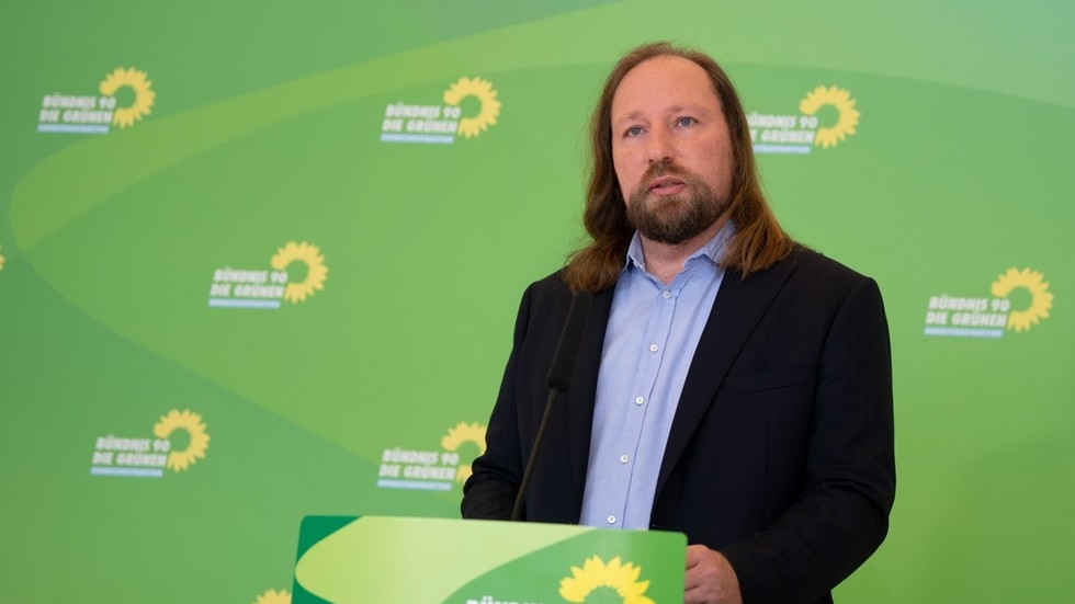 German MPs demand more money for Ukraine