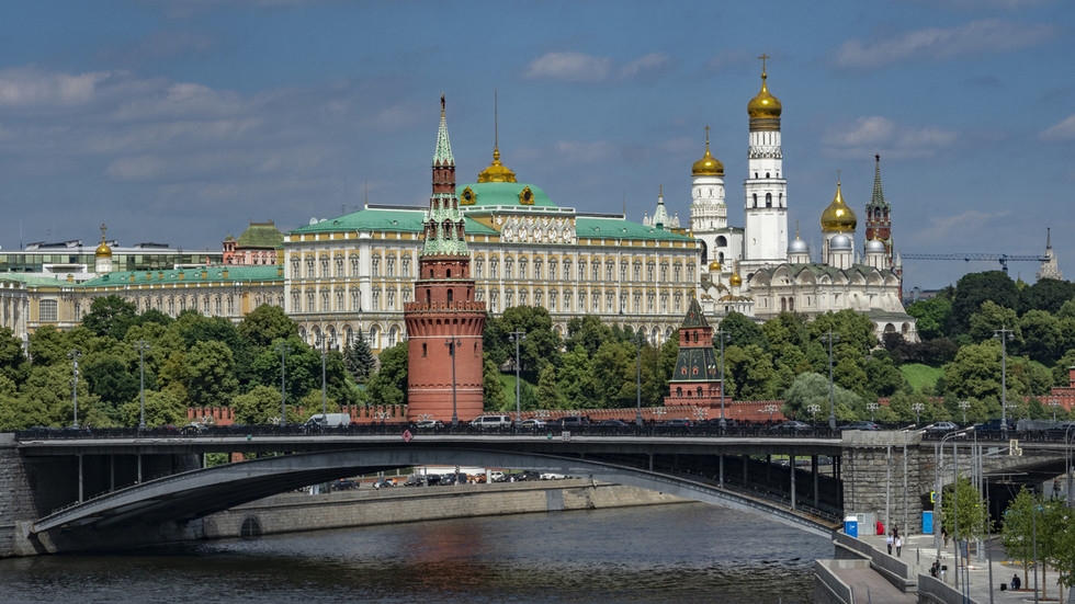 Russia prefers peaceful solution to Ukraine conflict