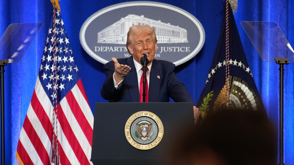 Russian crypto engineer detained in US asks Trump for pardon