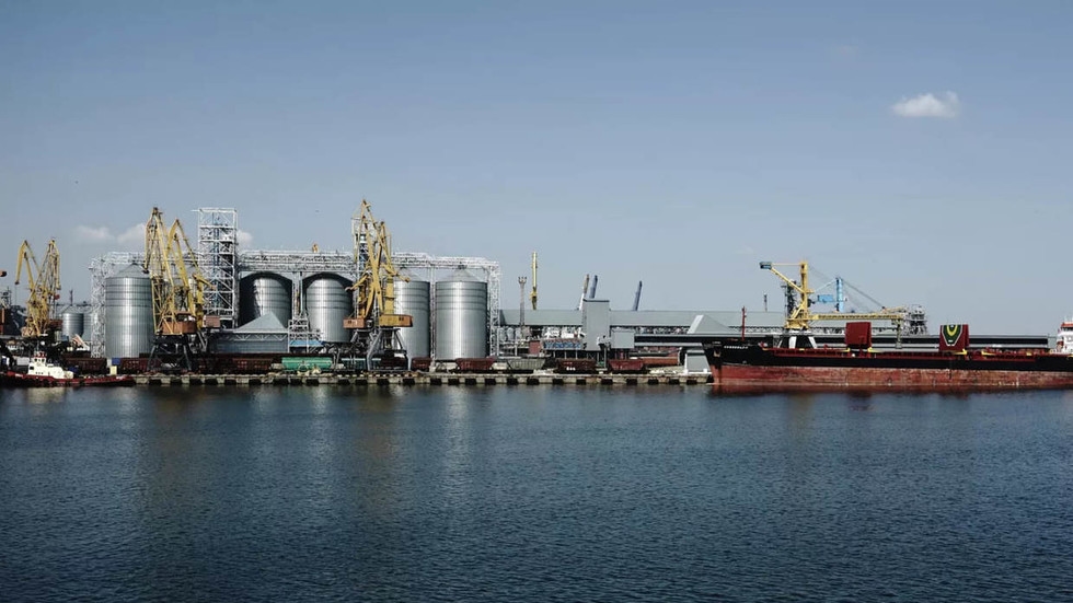 US investors take over key Ukrainian Black Sea grain hub
