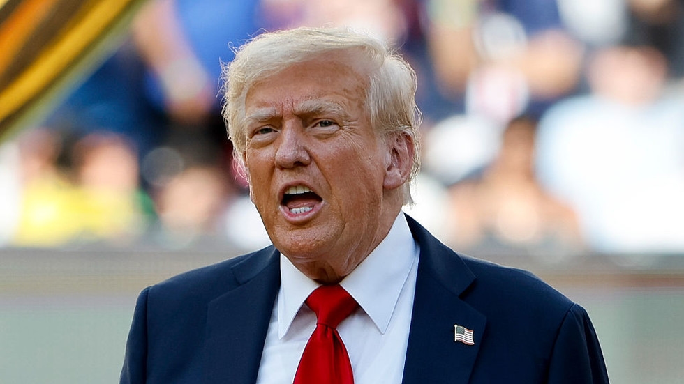 Trump tells Zelensky not to attack Moscow