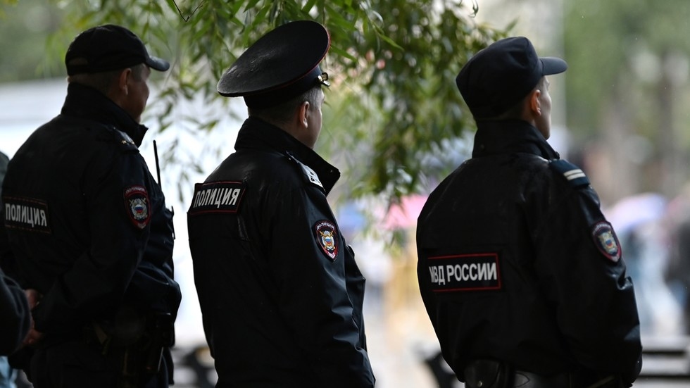 Russian region rewarding policemen for refusing bribes