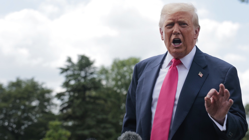Trump toughens stance in EU trade talks
