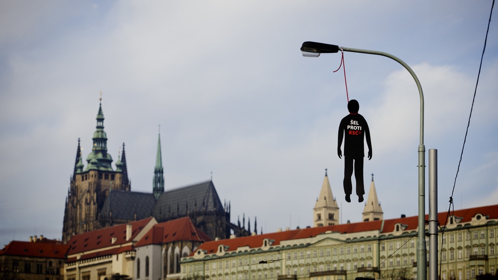 EU state bans ‘communist propaganda'