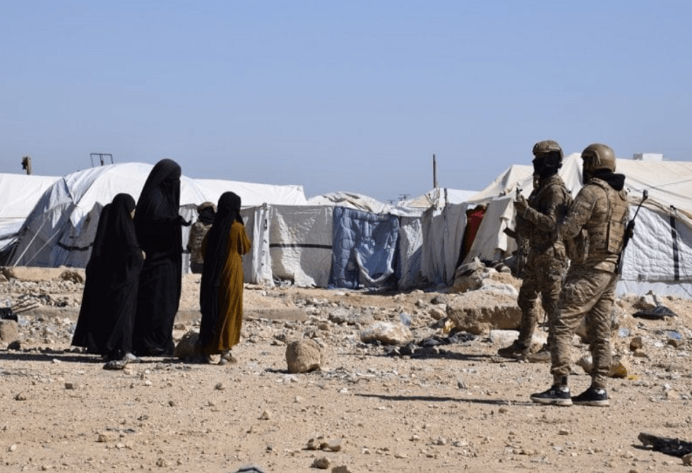 وزير الدفاع العراقي: بقاء قوات التحالف الدولي في سوريا ضروري