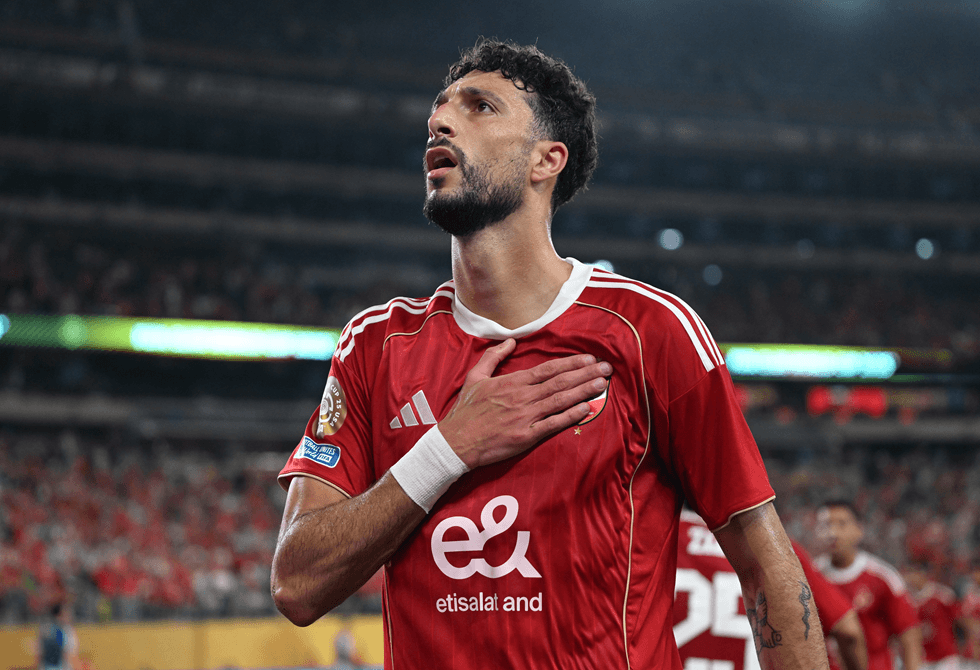 الأهلي المصري يحدد سعر نجمه الفلسطيني وسام أبو علي