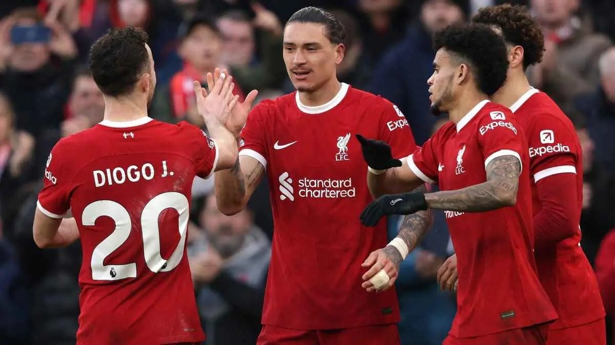 ليفربول يفجر مخاوف الهلال السعودي بتحرك مفاجئ