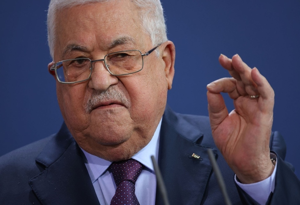 محمود عباس: حماس لن تحكم قطاع غزة في اليوم التالي وعليها تسليم سلاحها للسلطة الفلسطينية