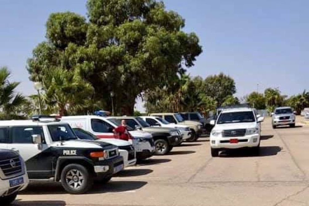 تقرير: موكب دبلوماسي بريطاني تعرض لهجوم بالرصاص في العاصمة الليبية
