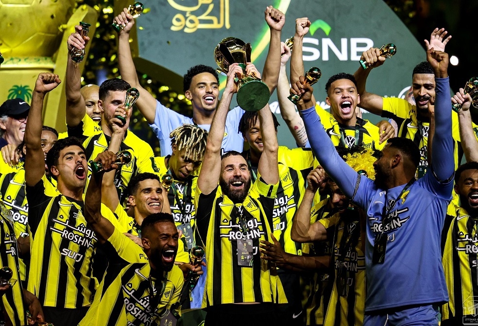الاتحاد السعودي يحسم ملف الجزائري حسام عوار