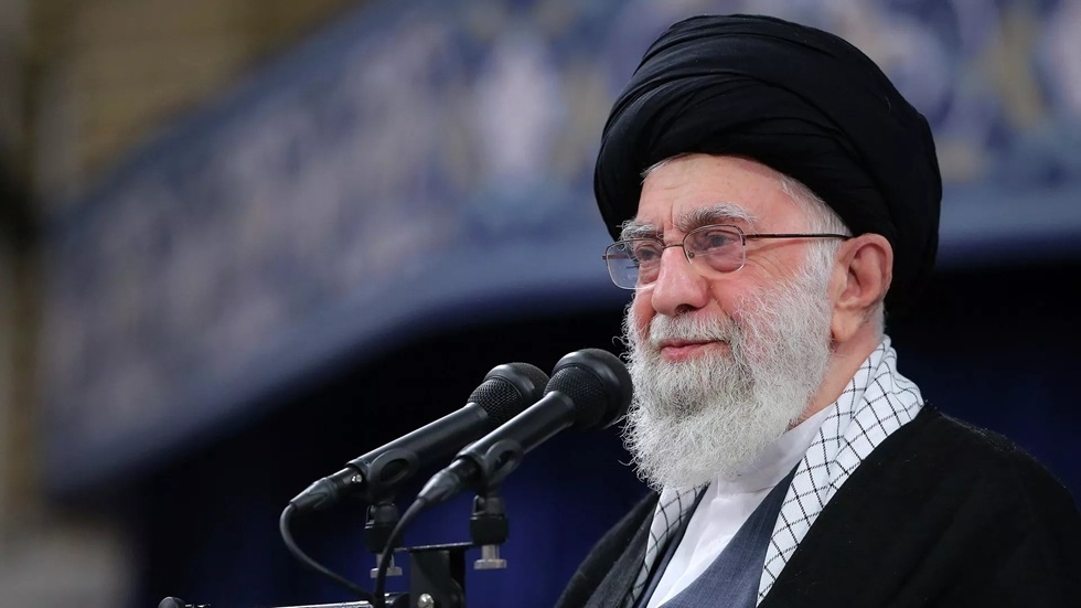 خامنئي: إيران قادرة على توجيه ضربة للولايات المتحدة أشد وطأة مما تلقته إسرائيل