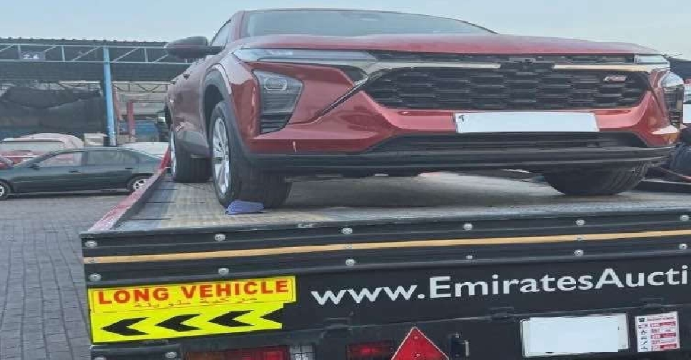 Hard shoulder misuse in Dubai ends in arrest, AED 50,000 fine