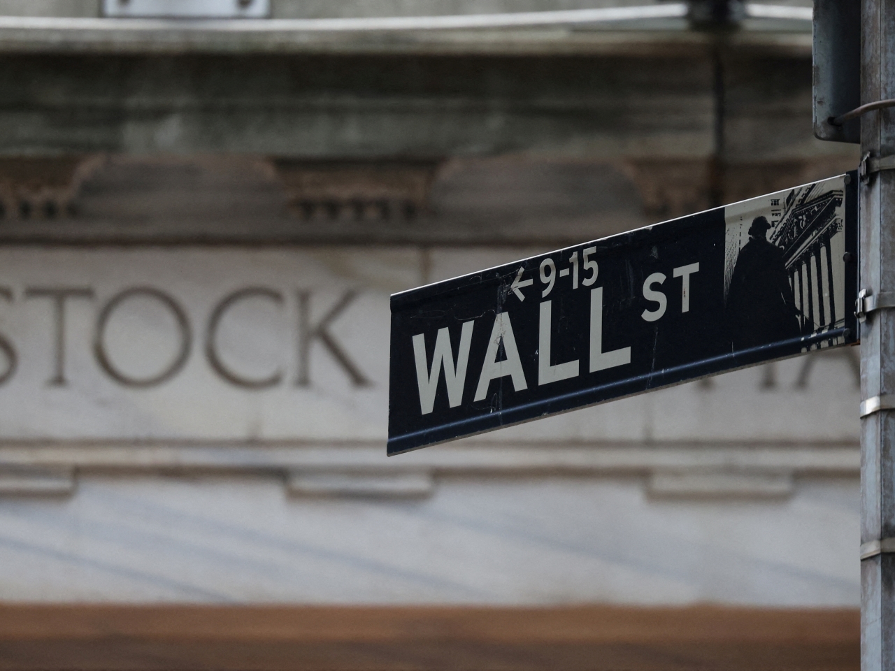 US stocks end at records