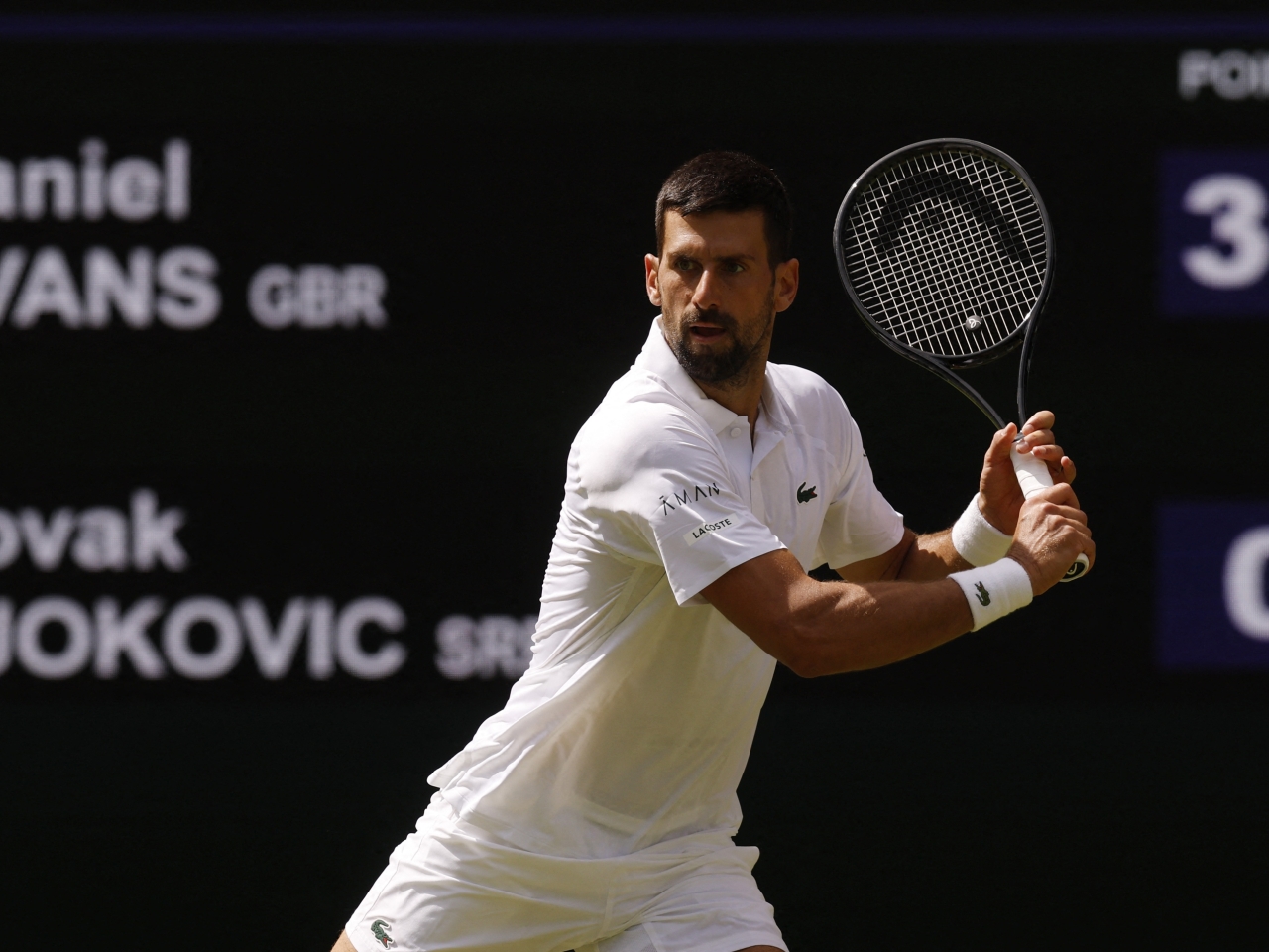 Djokovic, Sinner stroll into Wimbledon third round