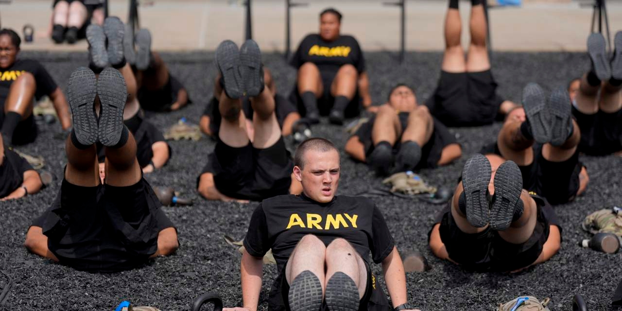The Army Meets Its Recruitment Goals