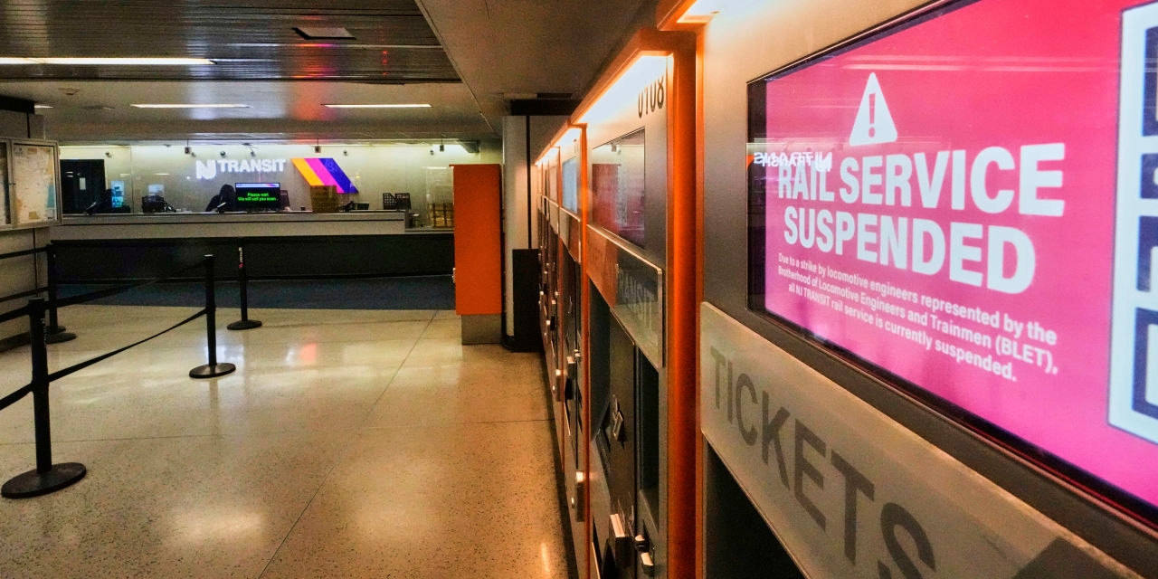 New Jersey Commuters Get Mugged