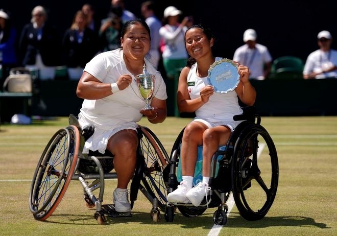 TENNIS/ Wang Ziying of China wins women's wheelchair singles at Wimbledon by beating Yui Kamiji of Japan