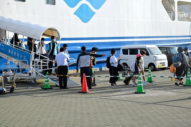 VOX POPULI: Young Tokara evacuees remind me of evacuation from Miyakejima