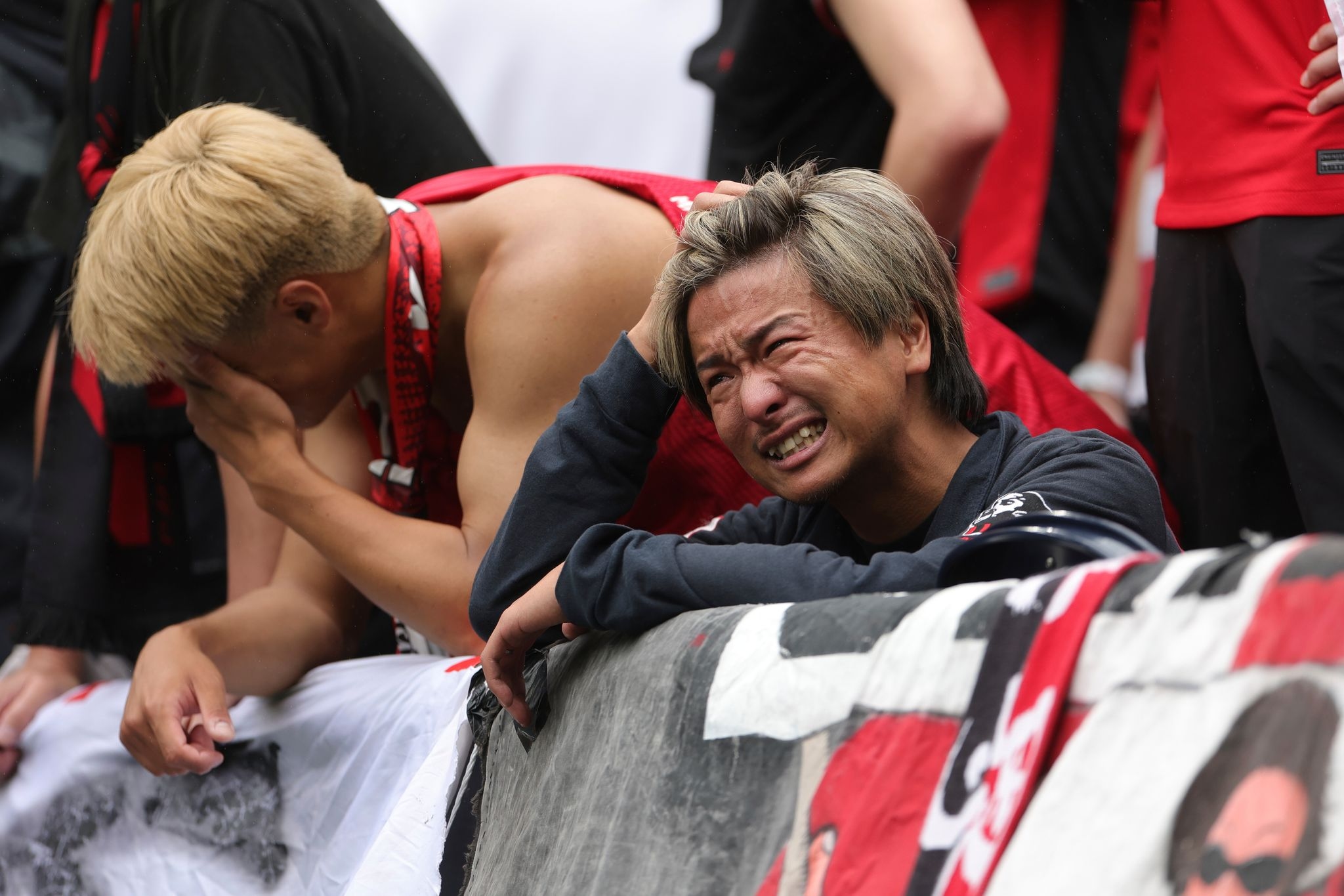 SOCCER/ Inter Milan ends Urawa's Club World Cup hopes with a win on 2 late goals
