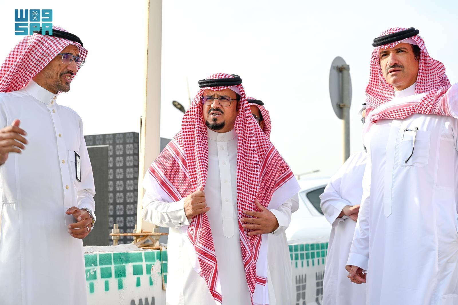 سياحة وترفيه / أمين الباحة يتفقد منتزه الأمير متعب وعددًا من المواقع في بني كبير