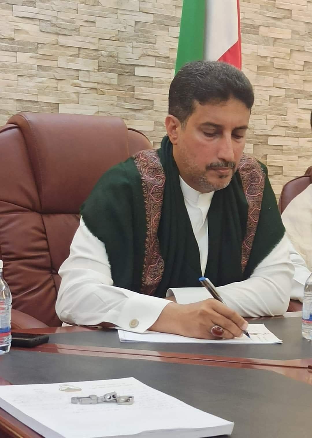 السلطان محمد عبدالله آل عفرار يصدر بيان حول الاحداث الجارية بمحافظة المهرة