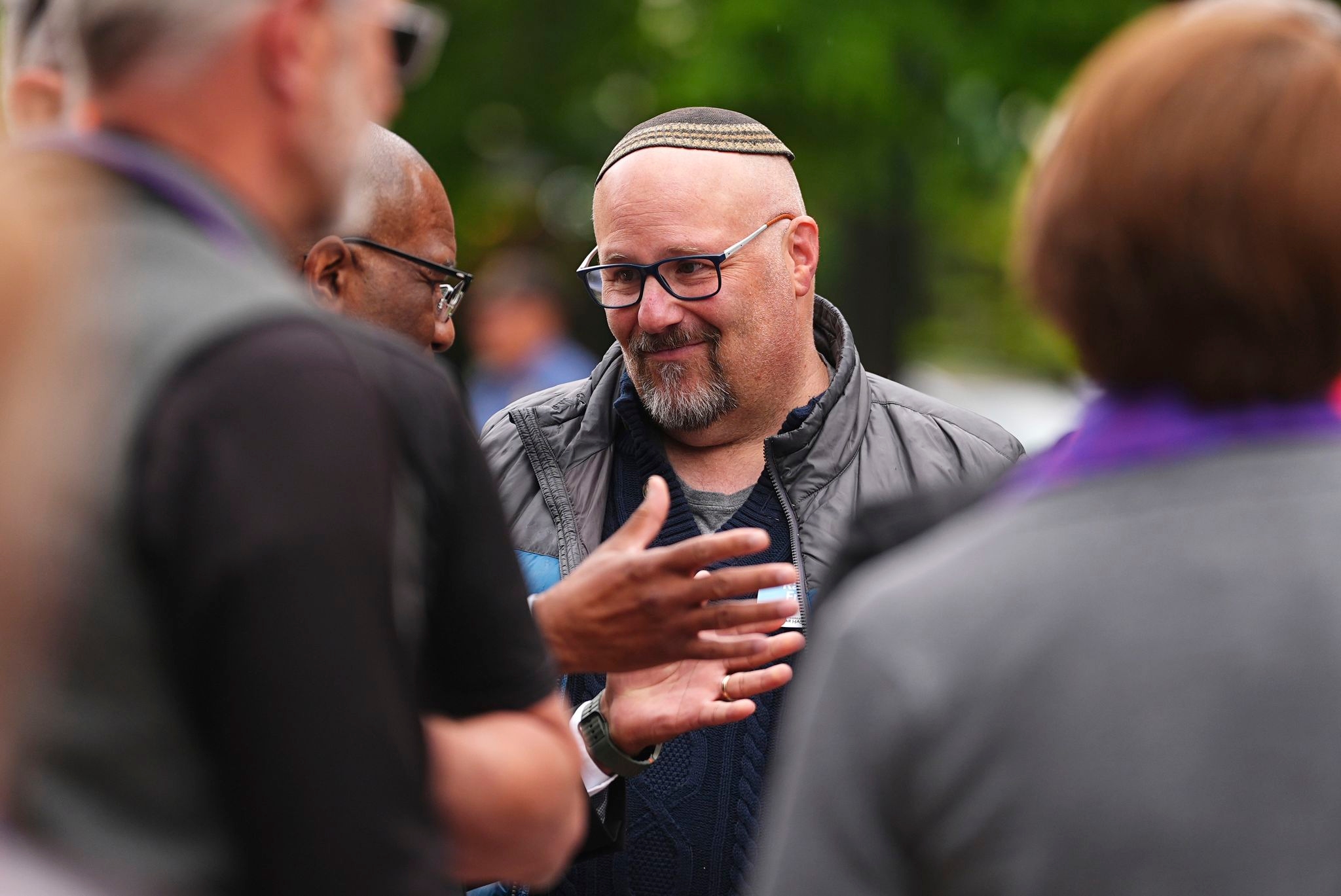 2 more attacks on Jews heighten concerns about security in and around US synagogues