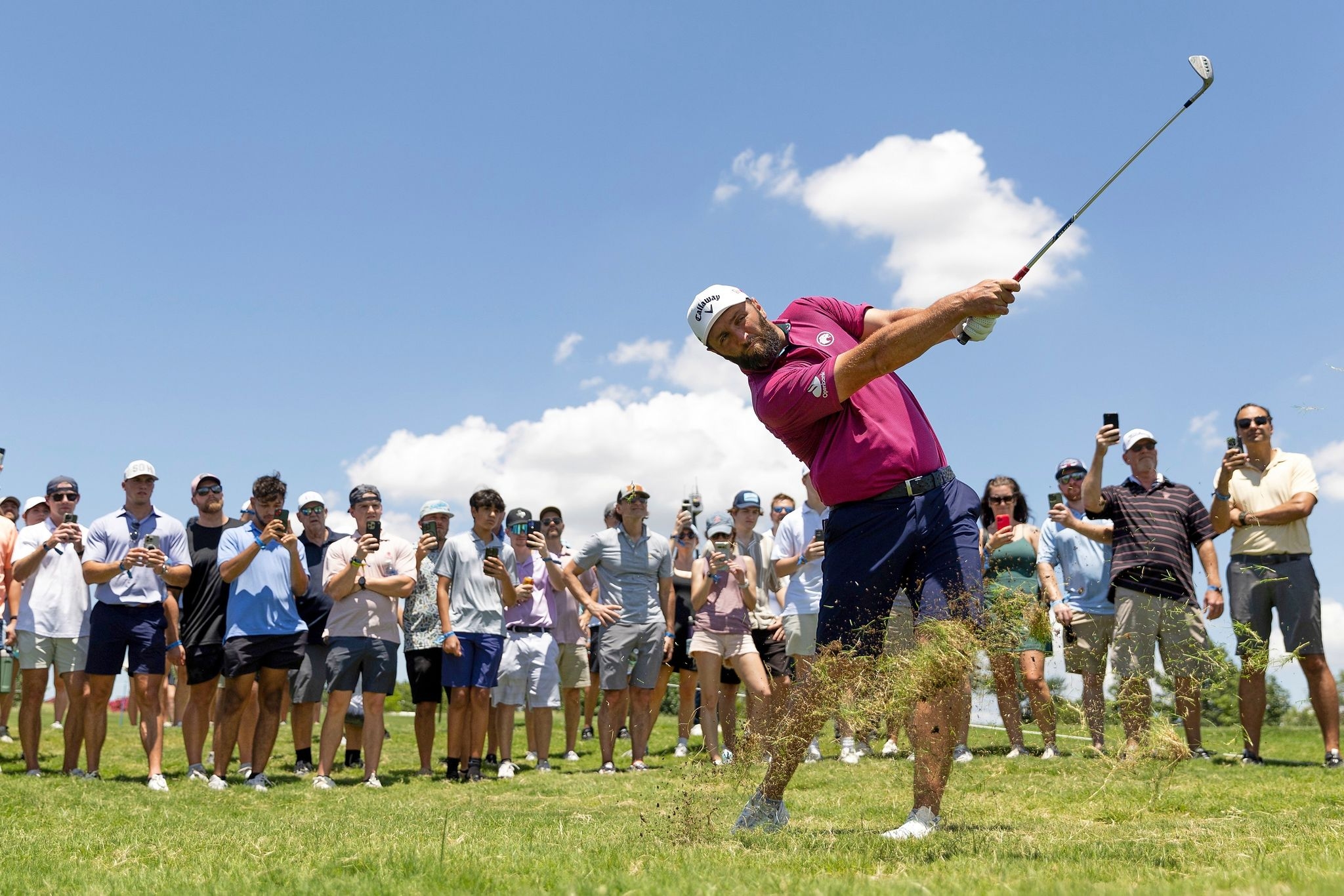 Patrick Reed takes 3-shot lead at LIV Golf Dallas in bid for first win on Saudi-funded tour