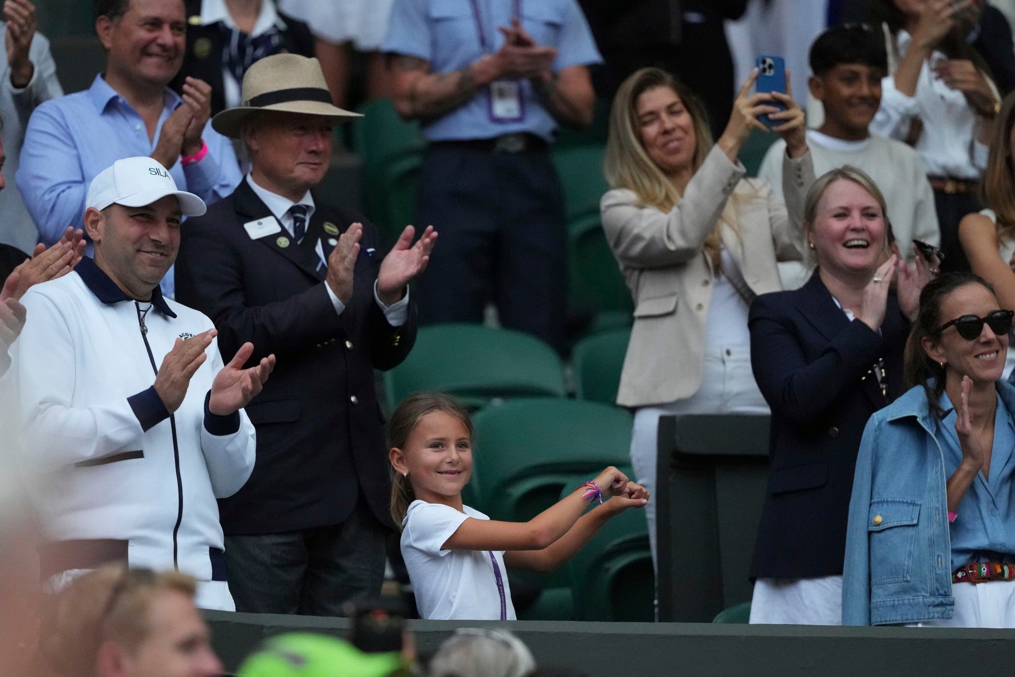 Djokovic's daughter steals the show at Wimbledon with her victory dance