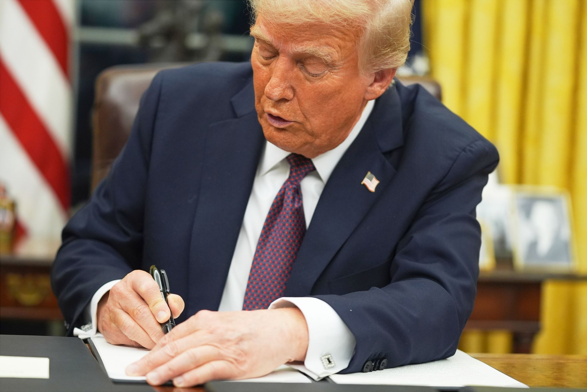 New Hampshire judge to hear arguments on class action against Trump's birthright citizenship order