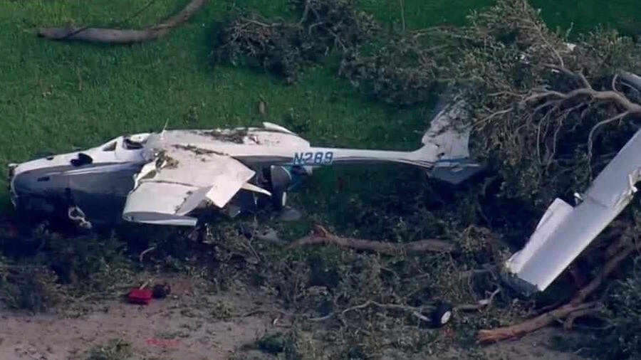 People in Florida neighborhood stop dinner, grab tools to rescue 4 people in plane crash