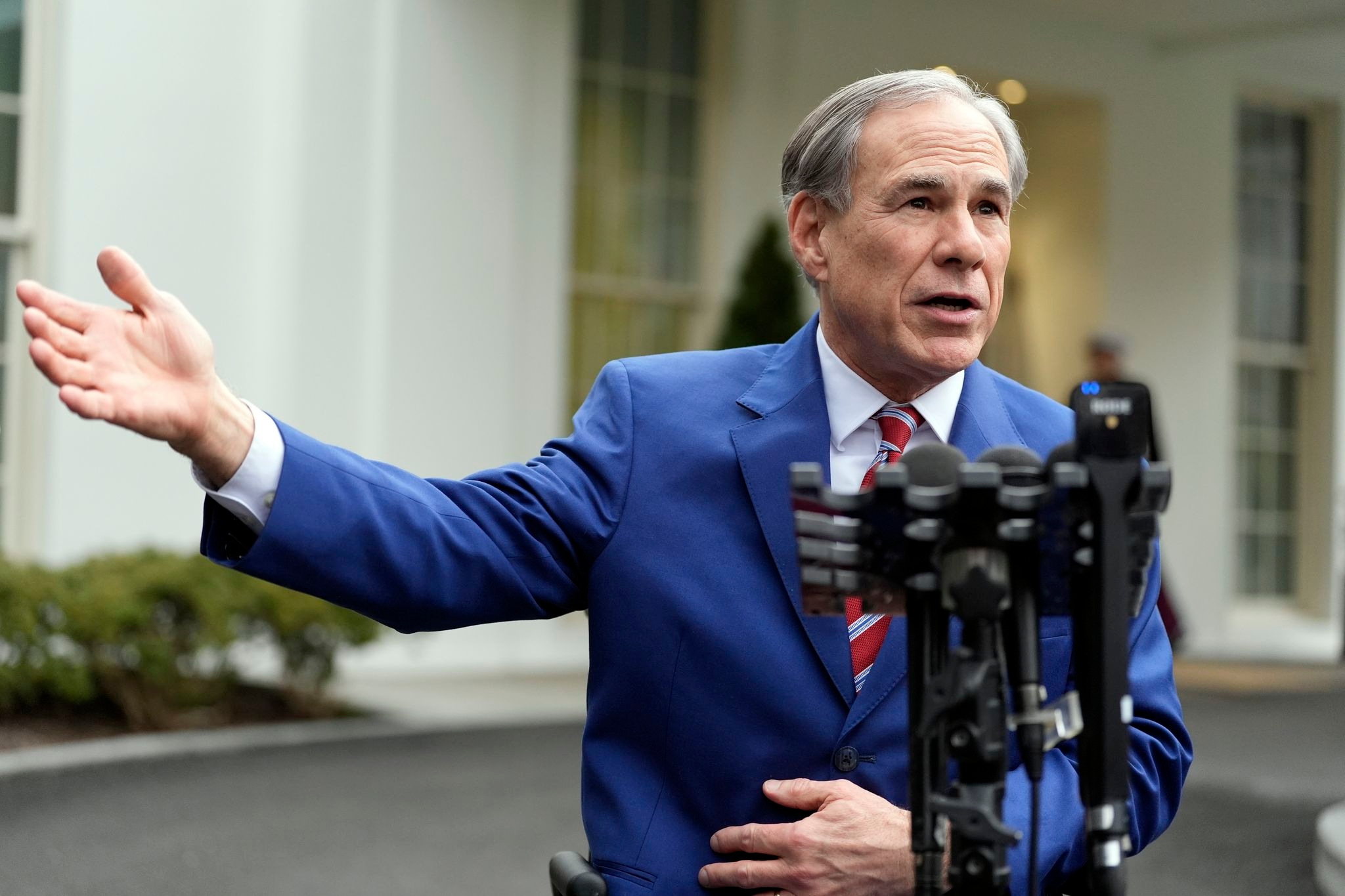 Texas Republicans aim to redraw House districts at Trump's urging, but there's a risk