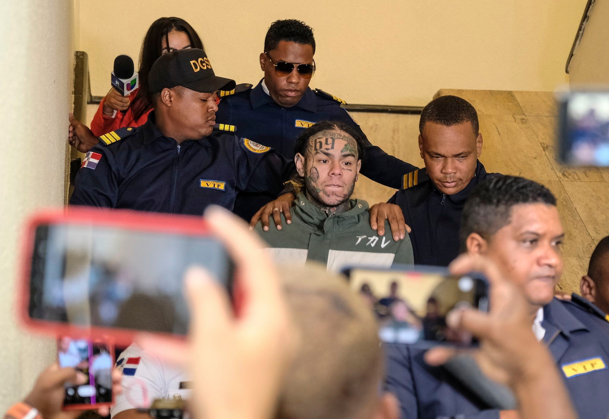 Rapper Tekashi 6ix9ine pleads guilty to a drug possession charge