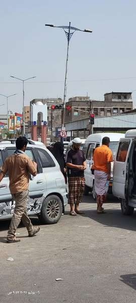 موجة حر خانقة تضرب عدن وسط تدهور خدمات الكهرباء