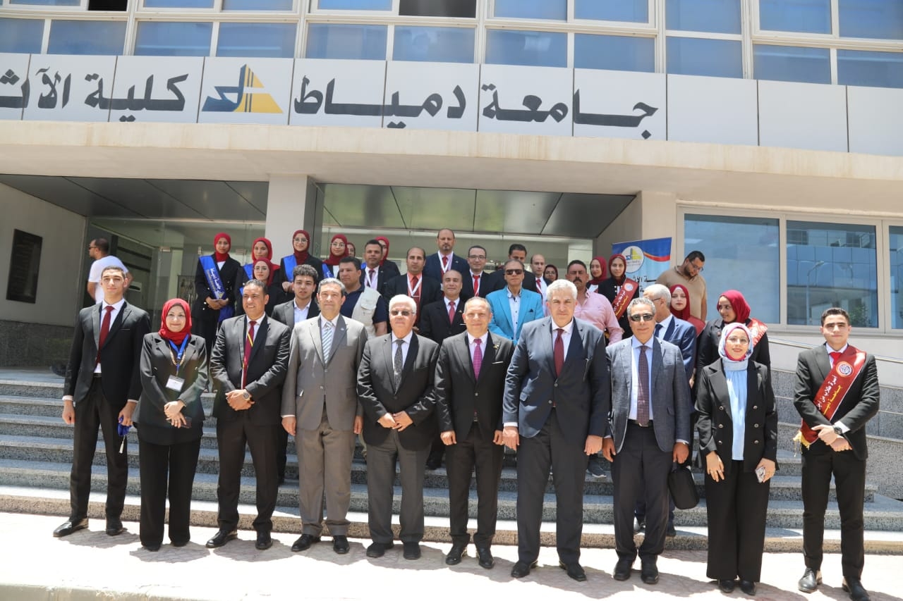 وزير التعليم العالي ومحافظ دمياط ورئيس جامعة دمياط يفتتحون ويتفقدون عددًا من المشروعات التعليمية والصحية بجامعة دمياط