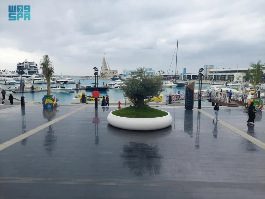 نادي اليخوت واجهة سياحية بحرية مميزة في جدة
