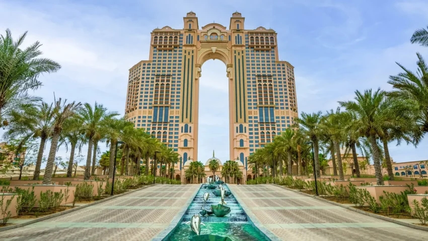 عطلة صيفية مميزة في فندق ريكسوس مارينا أبوظبي 30% خصم على الحجوزات لجميع مقيمي الإمارات حتى نهاية سبتمبر