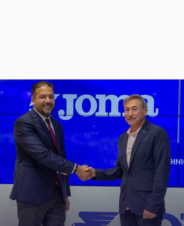 نصر الله كرطيط يقنع مسؤولي شركة JOMA جوما، في توقيع اتفاقية شراكة مع اتحاد طنجة لكرة القدم