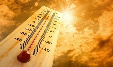 طقس…طقسا محليا حارا بالسهول الداخلية، والجنوب الشرقي للبلاد، وكذا داخل الأقاليم الجنوبية للمملكة.
