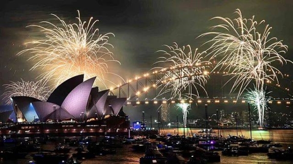 Asia-Pacific region begins welcoming 2025 with fireworks and celebrations