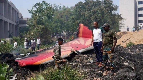 India recovers data from crashed Air India flight recorders