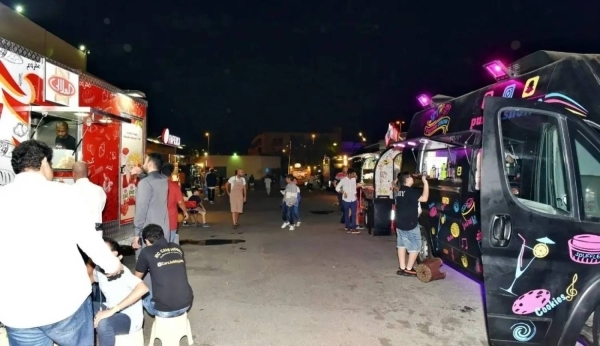 Saudi Arabia issues new rules for food trucks, bans late-night sales