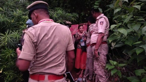 Mystery surrounds Russian mum and children found in Indian cave