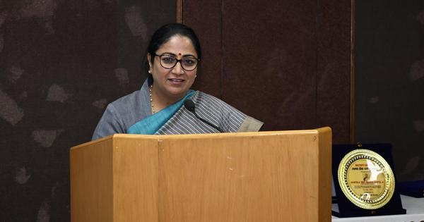 Delhi to ask SC to allow uniform rules on end-of-life vehicles: CM Rekha Gupta