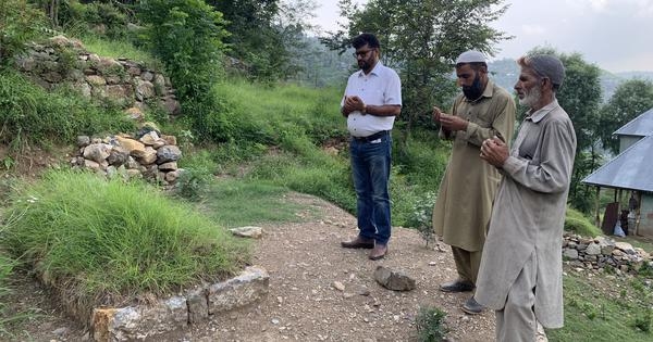 How Poonch residents took on godi media for defaming a Muslim cleric killed in shelling by Pakistan