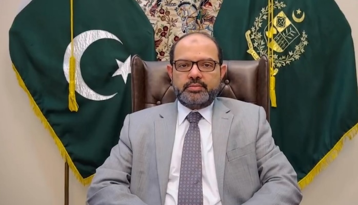 ‘Passports of Pakistanis deported from Oman, GCC to be cancelled'